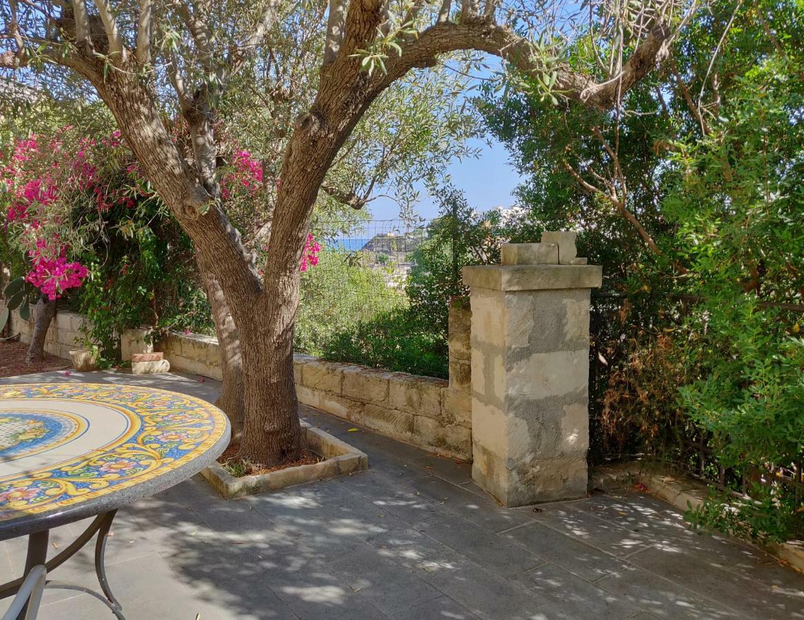 Overlookingsea Lido di Noto Екстер'єр фото